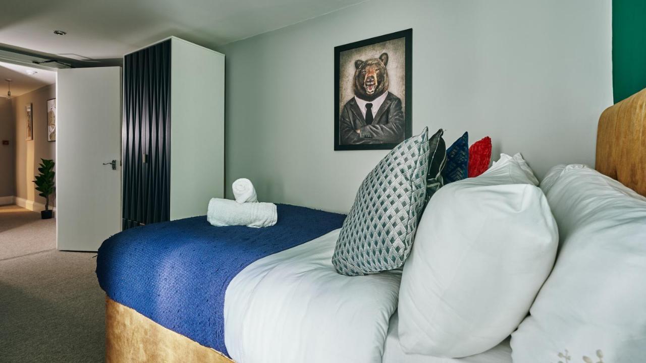 Stylish 2 Bedroom In Clifton - Garden บริสตอล ภายนอก รูปภาพ