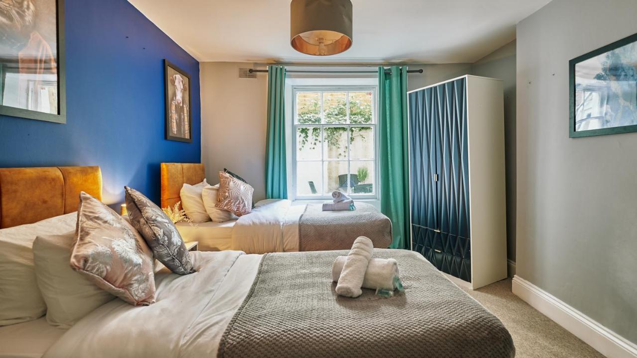 Stylish 2 Bedroom In Clifton - Garden บริสตอล ภายนอก รูปภาพ